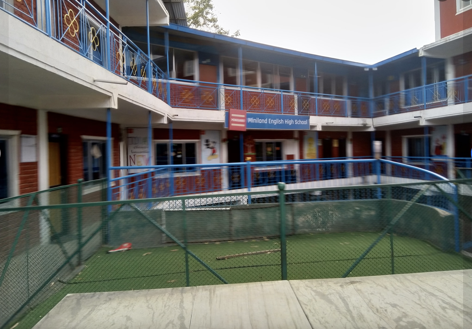 Miniland English High School